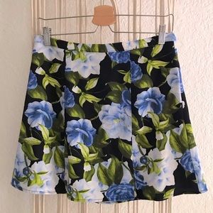 AA Lulu Mini Skirt